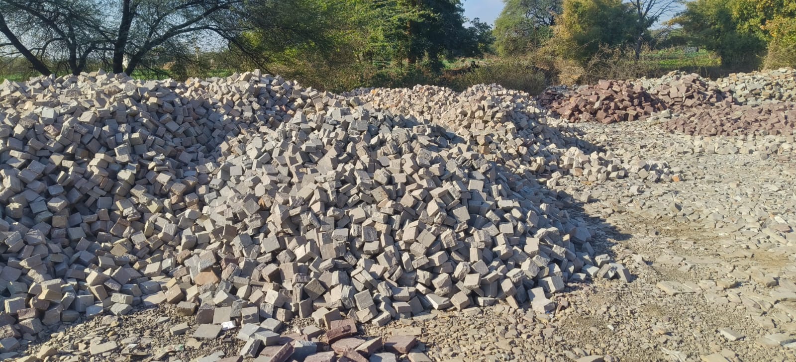 Palletised stone Indian yard